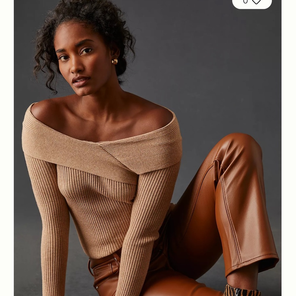 Anthropologie sweater, brand new, very soft nice material, size M.